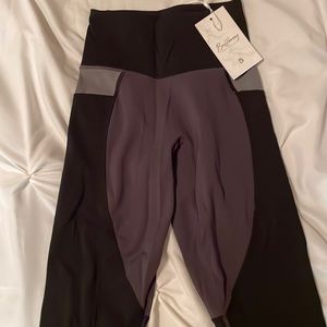 Buffbunny black and gray leggings, size XS, new with tags, never worn